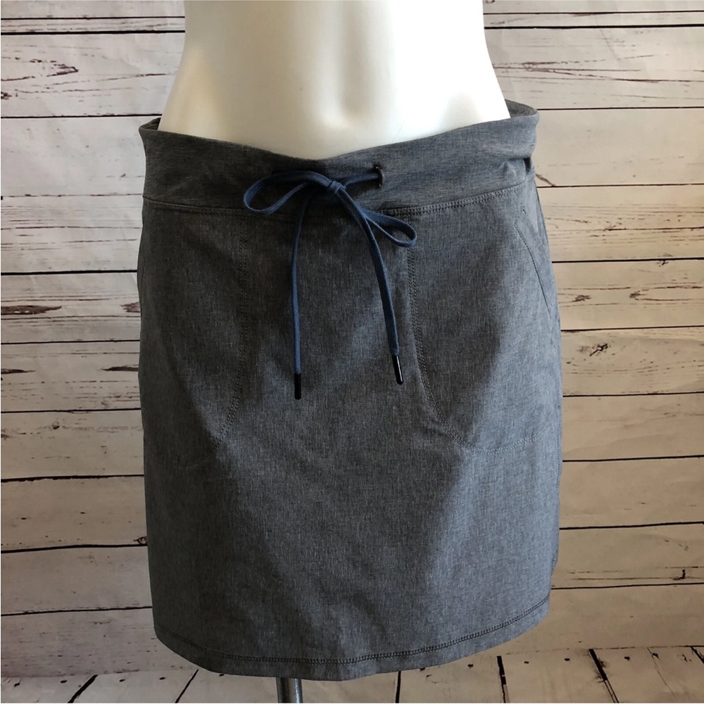 Aventura Kya Skort Woman’s Golf Skort SMALL Gray Attached Shorts Pockets NWT